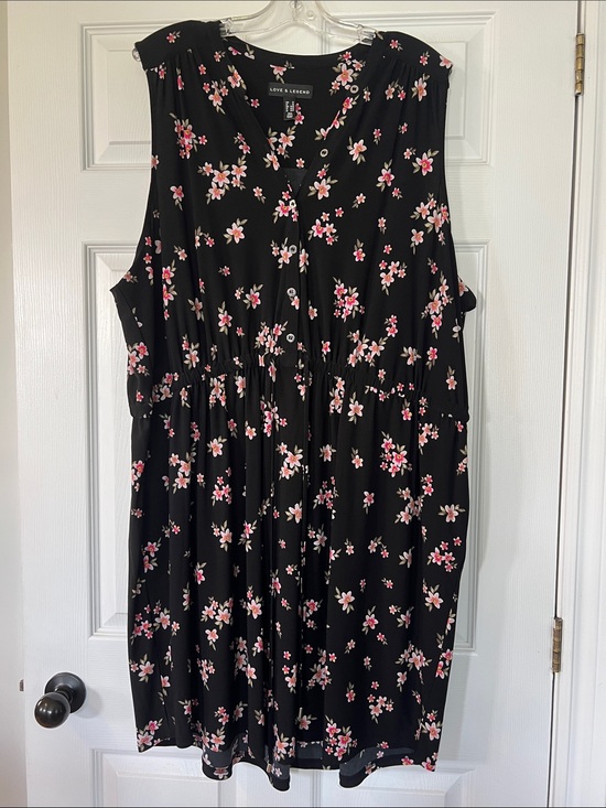 Love & Legend Dresses & Skirts - Love & Legend Black Sleeveless Midi Dress with Pink Floral Print